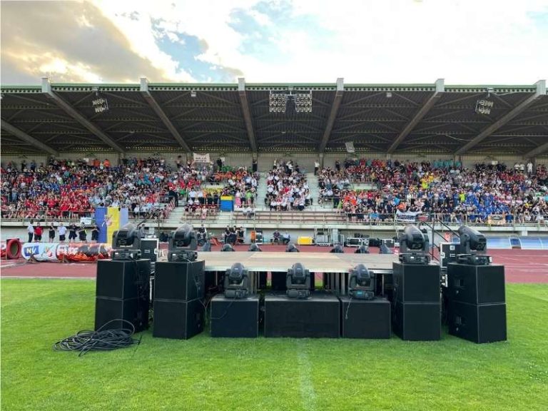 Bühnentechnik mieten von Eventpower: Einsatz beim Landesfeuerwehr-Leistungsbewerb in Schwechat